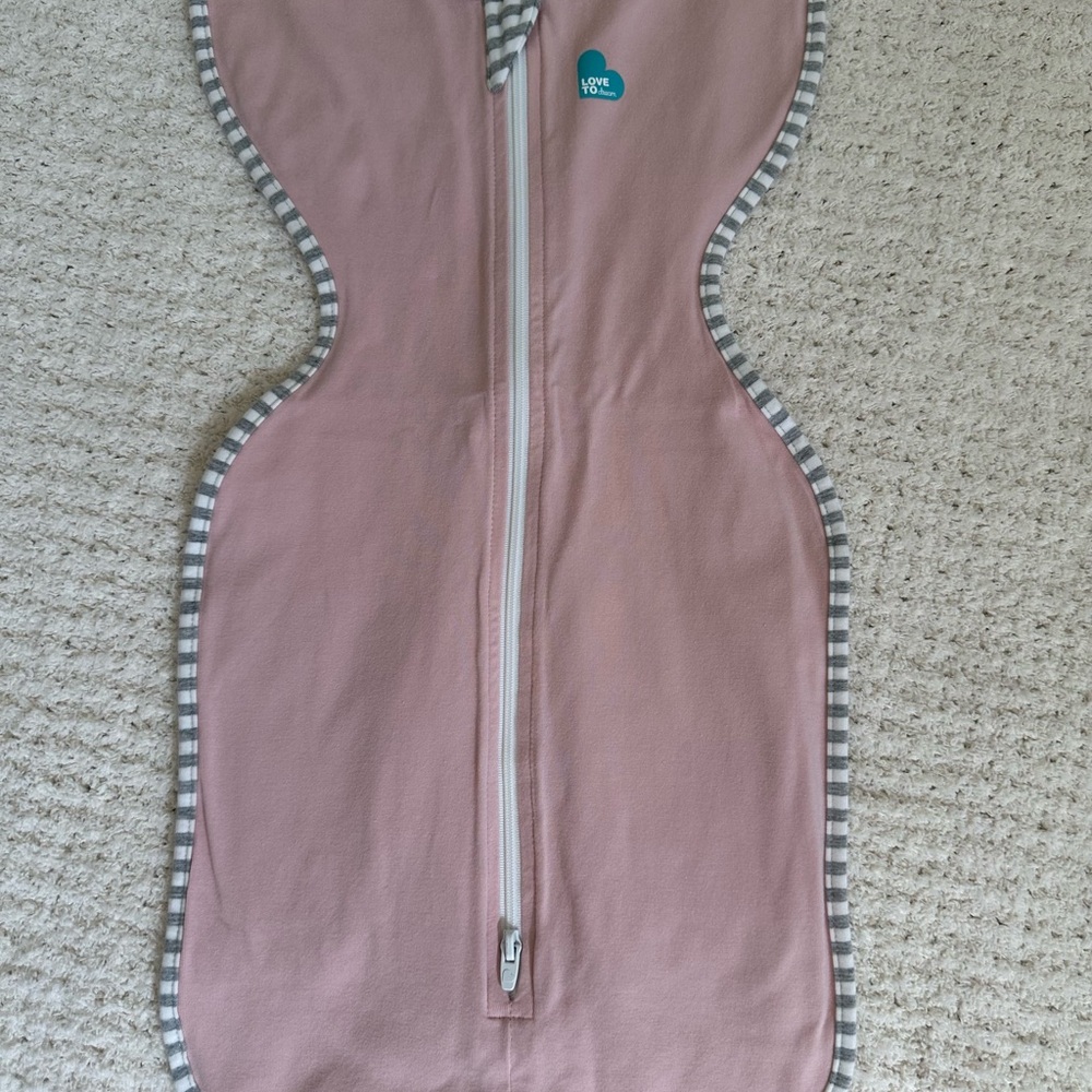 Love to Dream Swaddle up self-soothing sleep sack Size NEWBORN (5-8.5lbs)